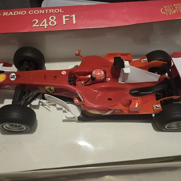 Ferrari Red 248 F1 Remote Control Car - Picture 2 of 4